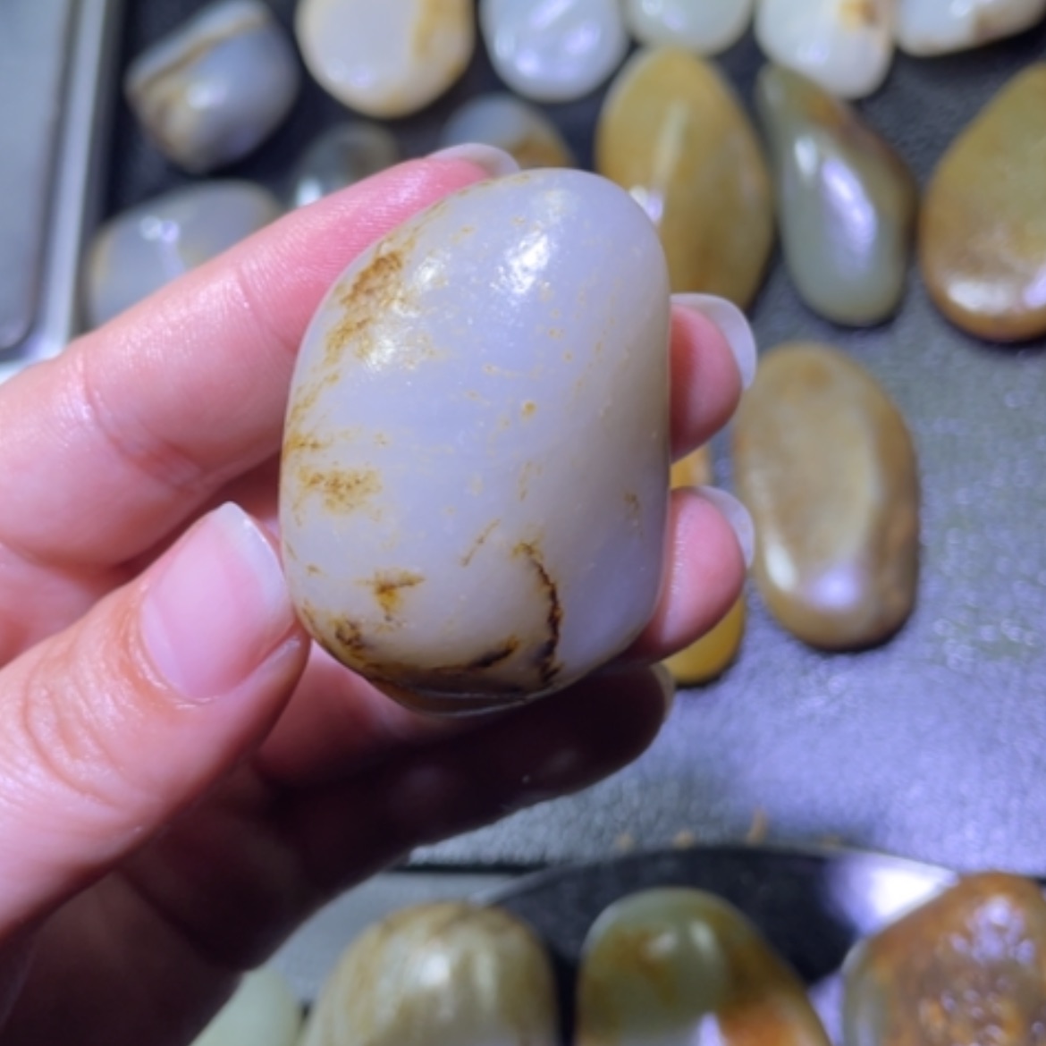 【闪购商品】颈饰未镶嵌和田玉（子料）←*←