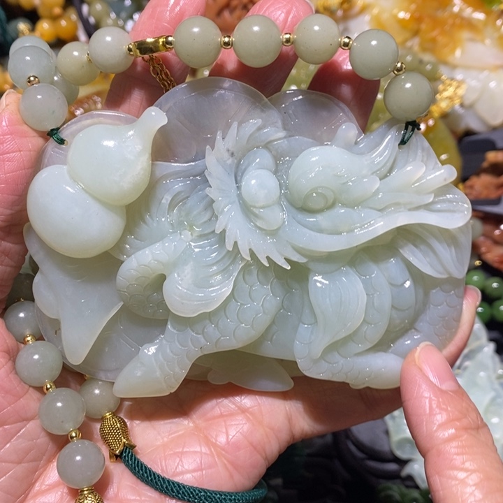 岫玉岫玉吊坠未镶嵌