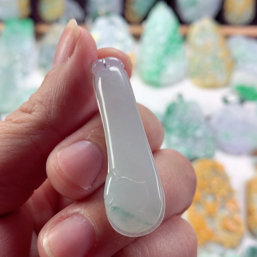 【闪购商品】翡翠吊坠(不含链)未镶嵌