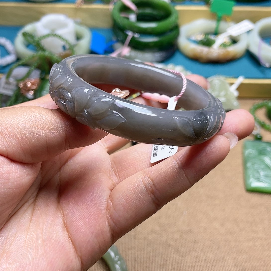 【闪购商品】和田玉手镯58圈口121未镶嵌