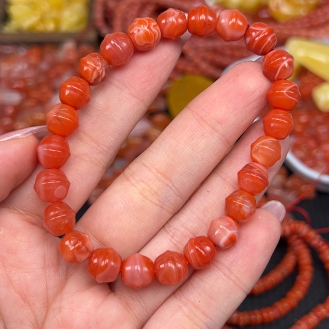 南红玛瑙未镶嵌手链