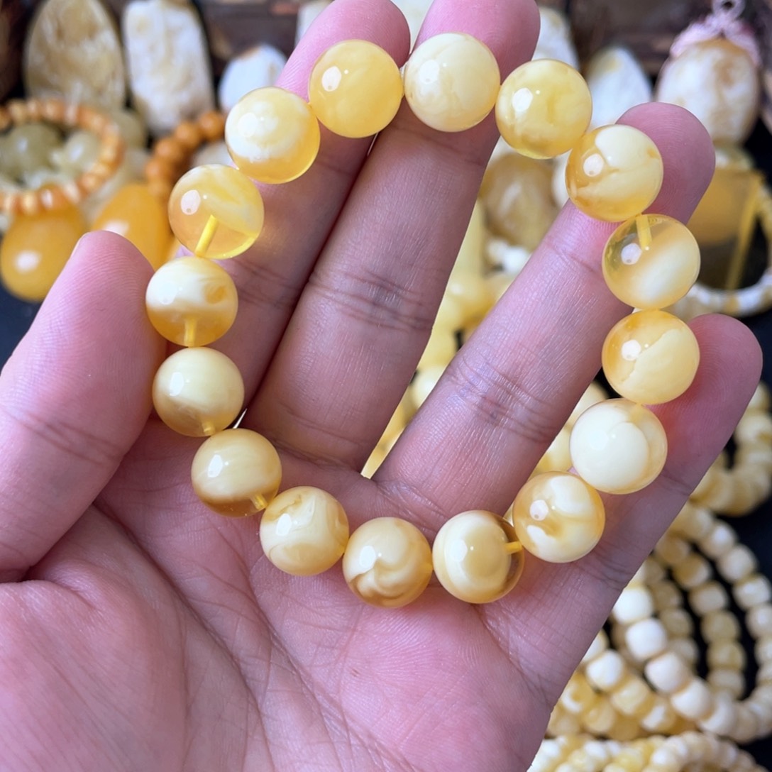 琥珀手串未镶嵌12+俄料金白妖花圆珠手串