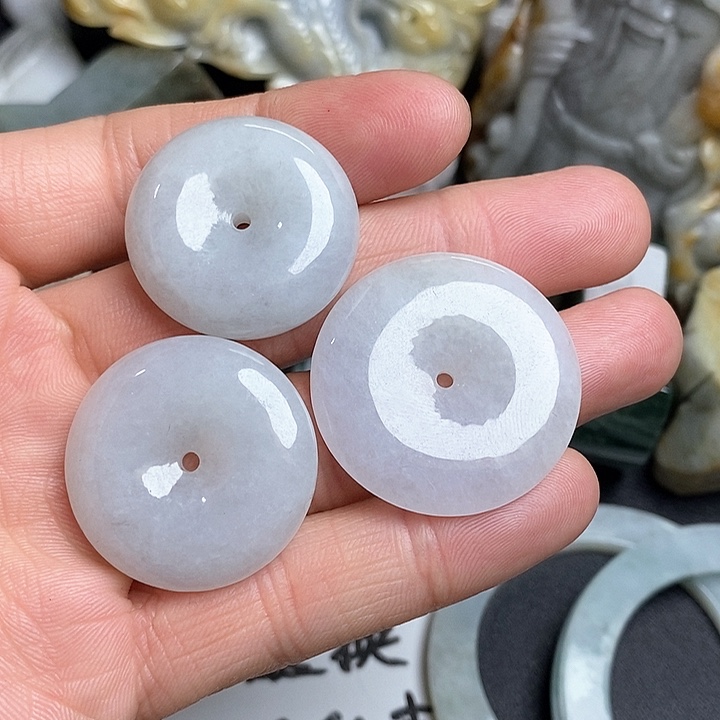 郁****翡翠未镶嵌颈饰天然翡翠26