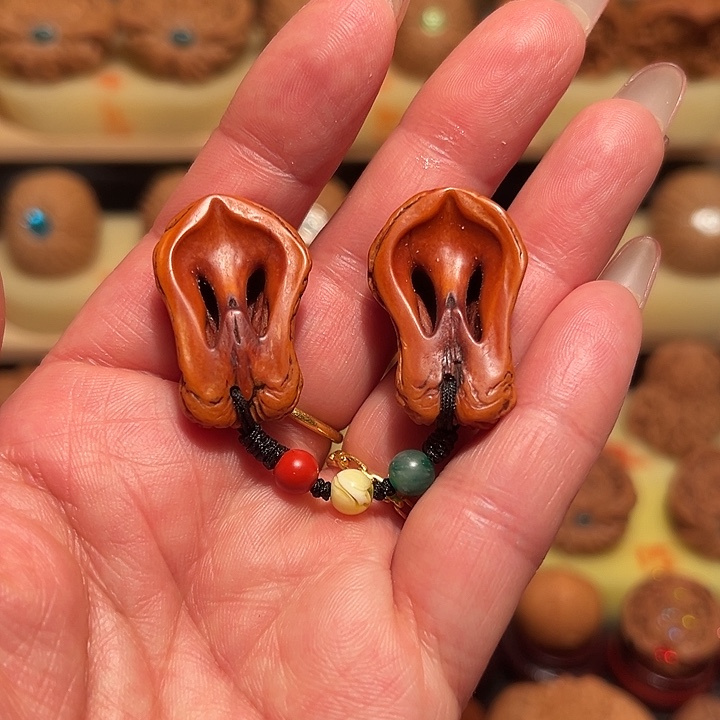 桃核吊坠精品两半核桃