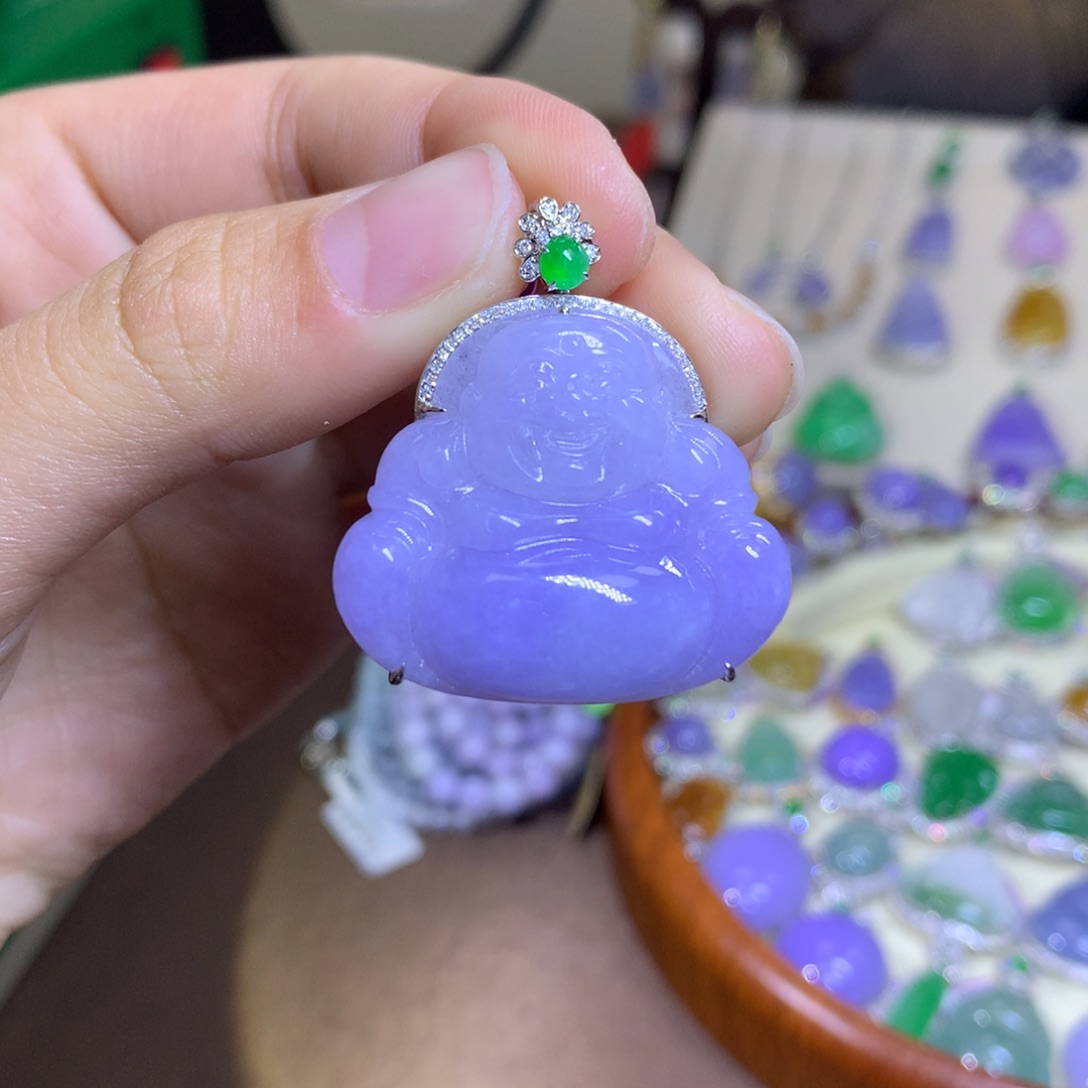 翡翠颈饰18K金镶嵌翡翠