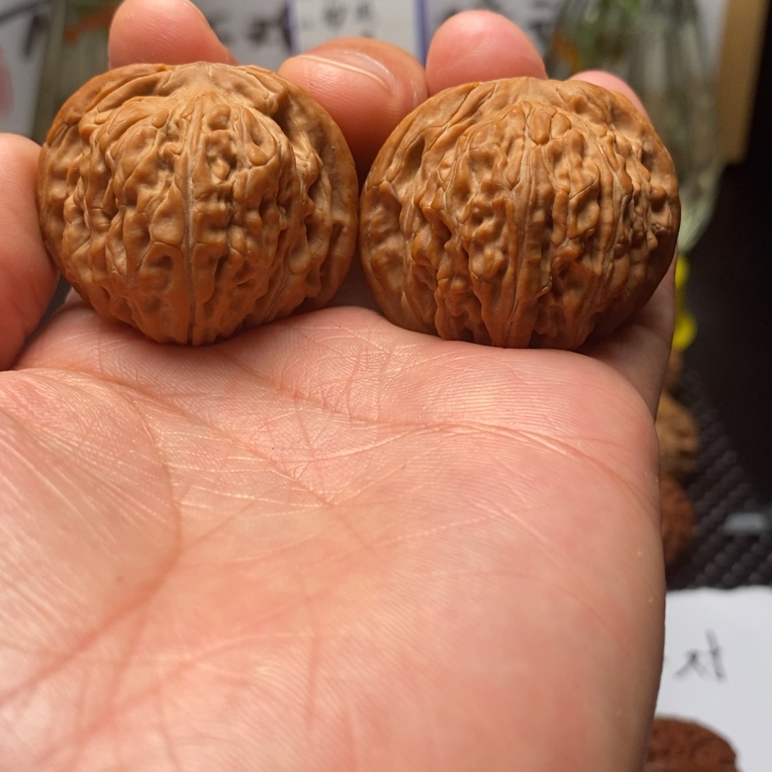 文玩核桃把件全品汉高楼40.5