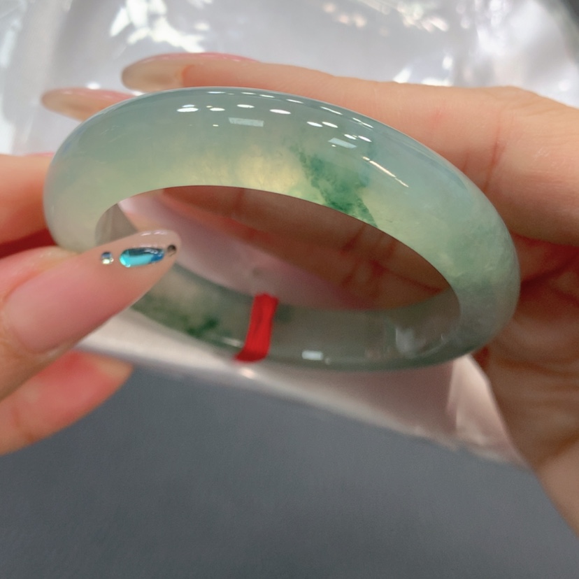 【闪购商品】翡翠手镯未镶嵌小**学翡翠