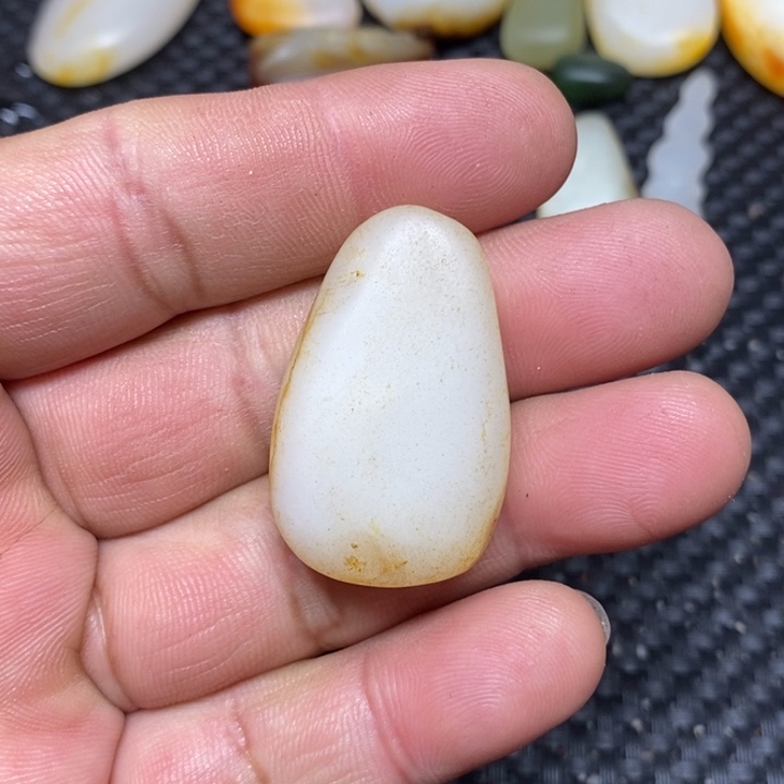 和田玉（糖玉）珠宝奇石未镶嵌