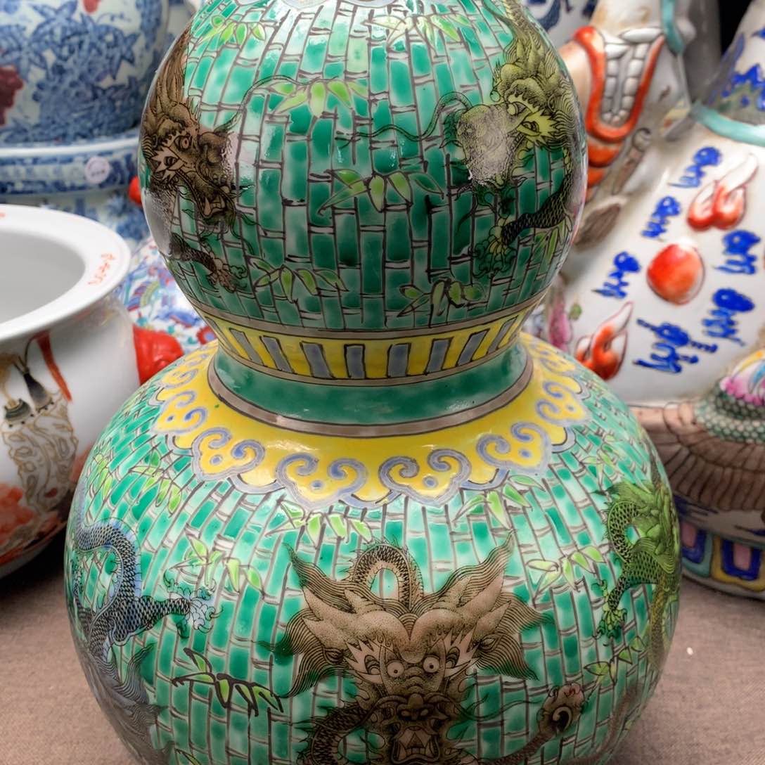 摆件陶瓷罪恶感红酒架