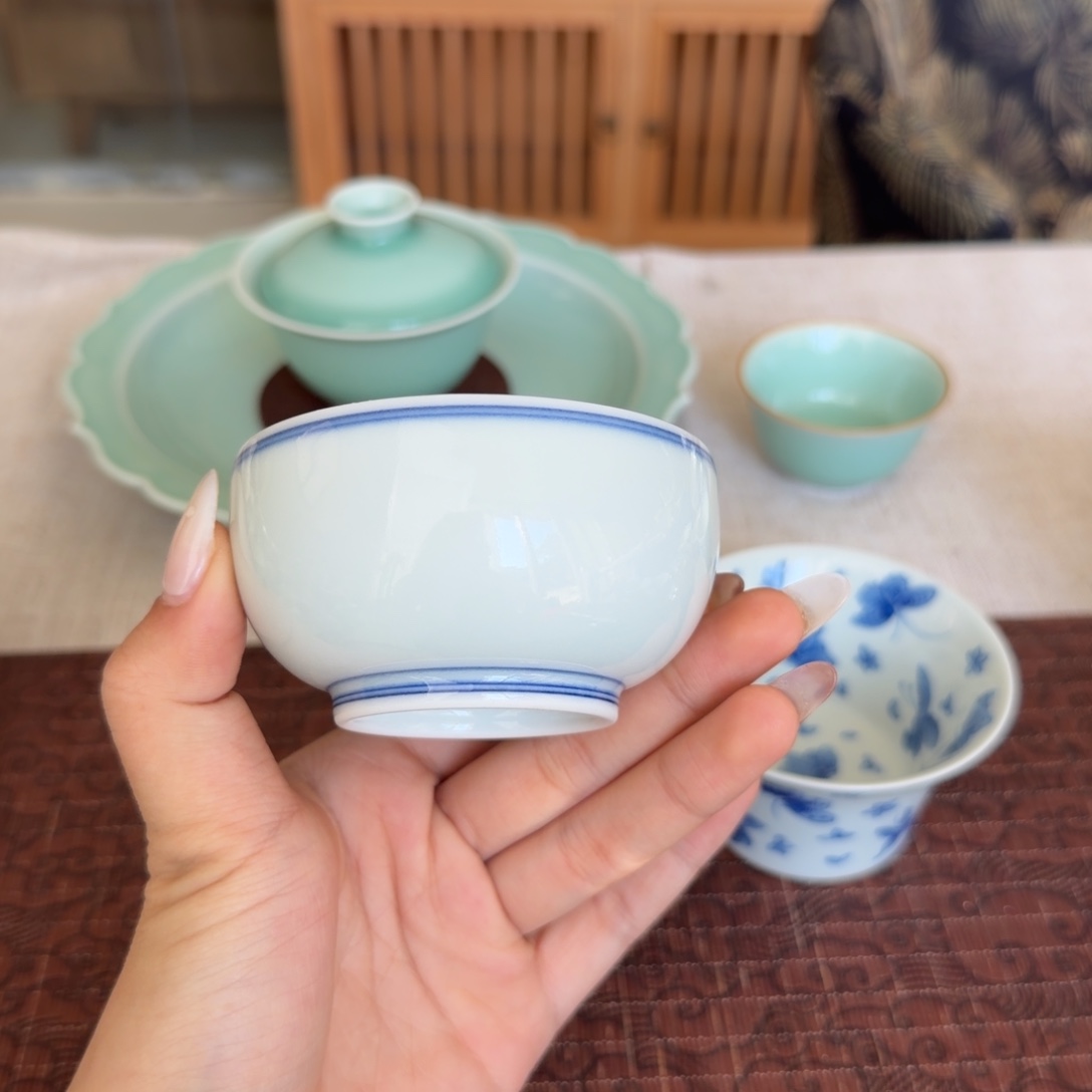 ****柔瓷片钢杯等各种材料制得而制得