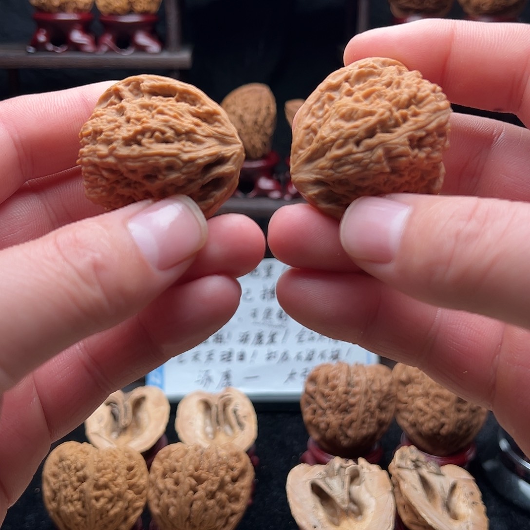 大***鹏文玩核桃吊坠物美价廉