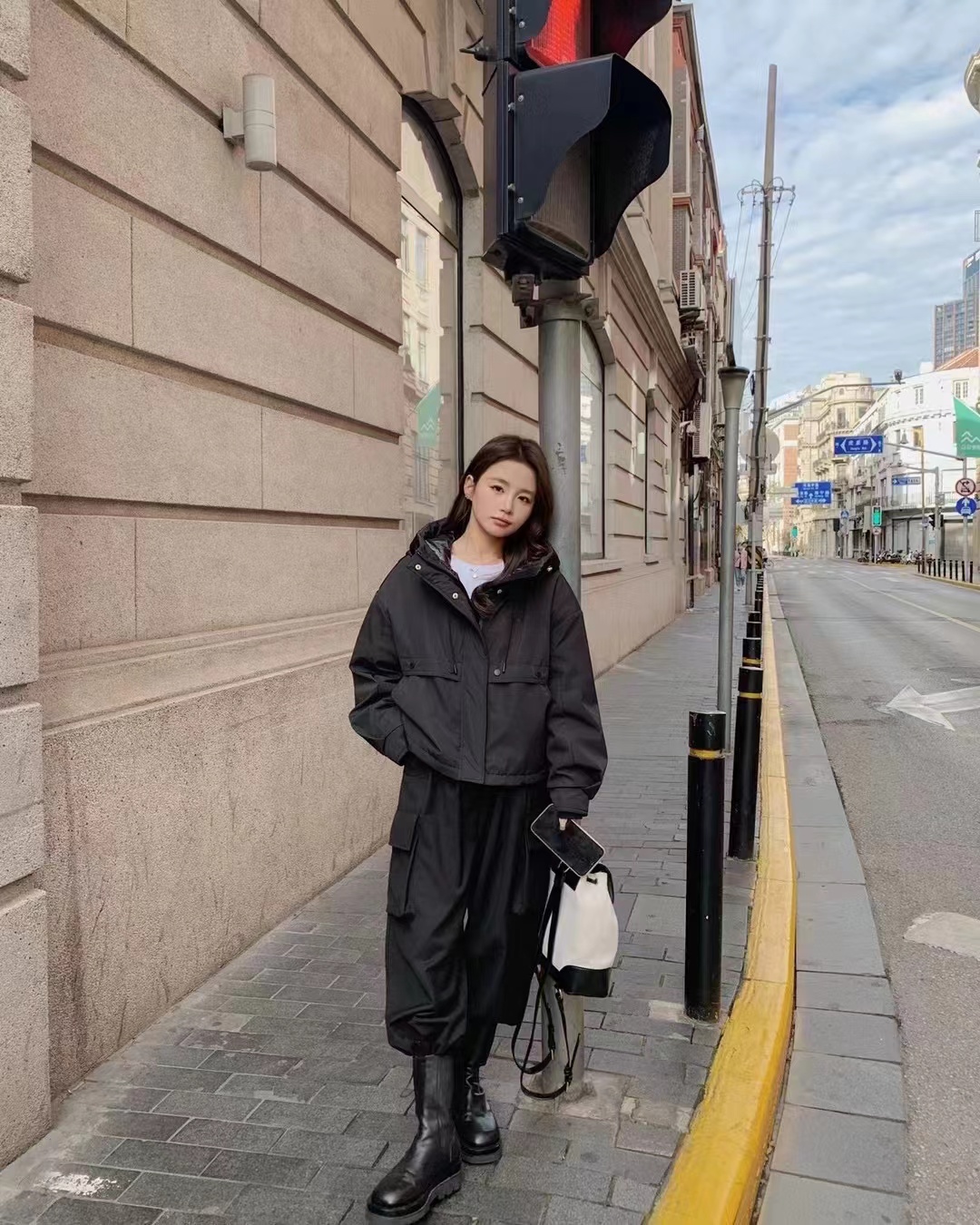 A4546短款90羽绒石墨烯派克服潮流时尚情侣同款羽绒服外套