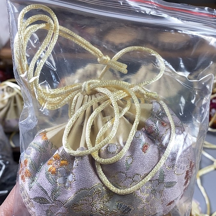 泥塑瑕疵木樨1.2香包50克