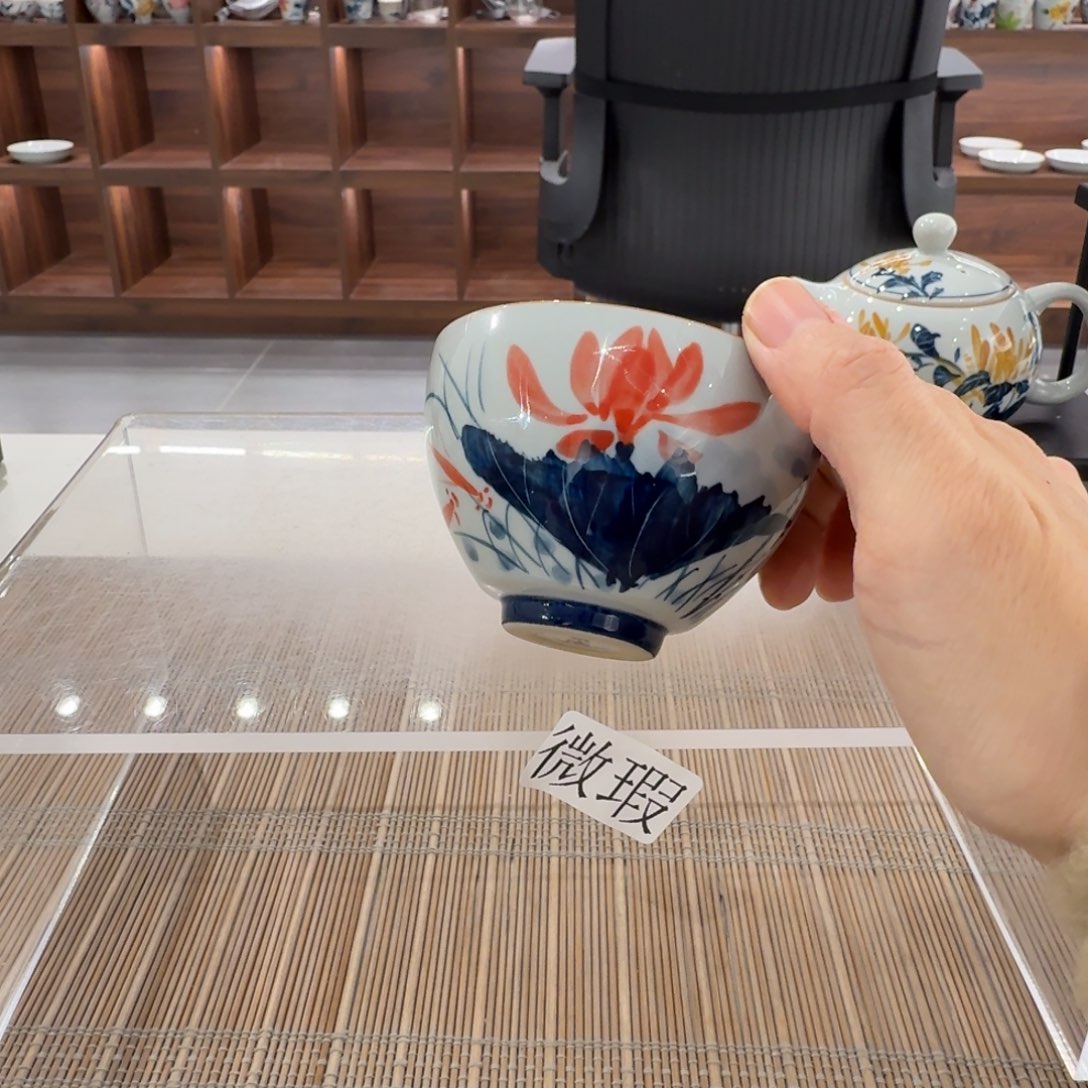 釉下手绘茶具微瑕