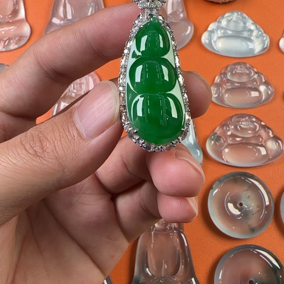 定制翡翠未镶嵌天然