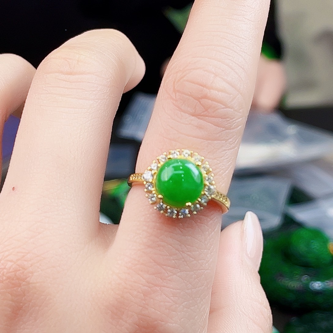 颈饰银S925镶嵌翡翠多样性