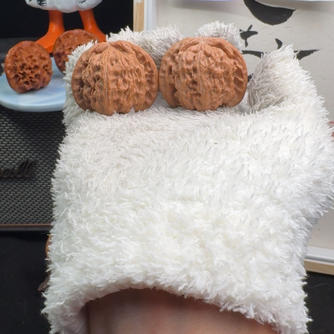 文玩核桃吊坠…4203白狮子