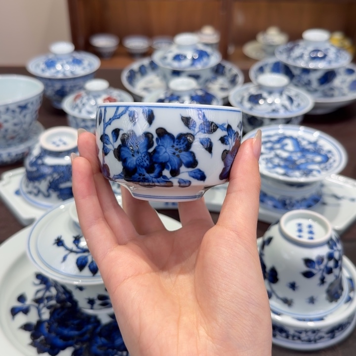 摆件你俄的是你勒