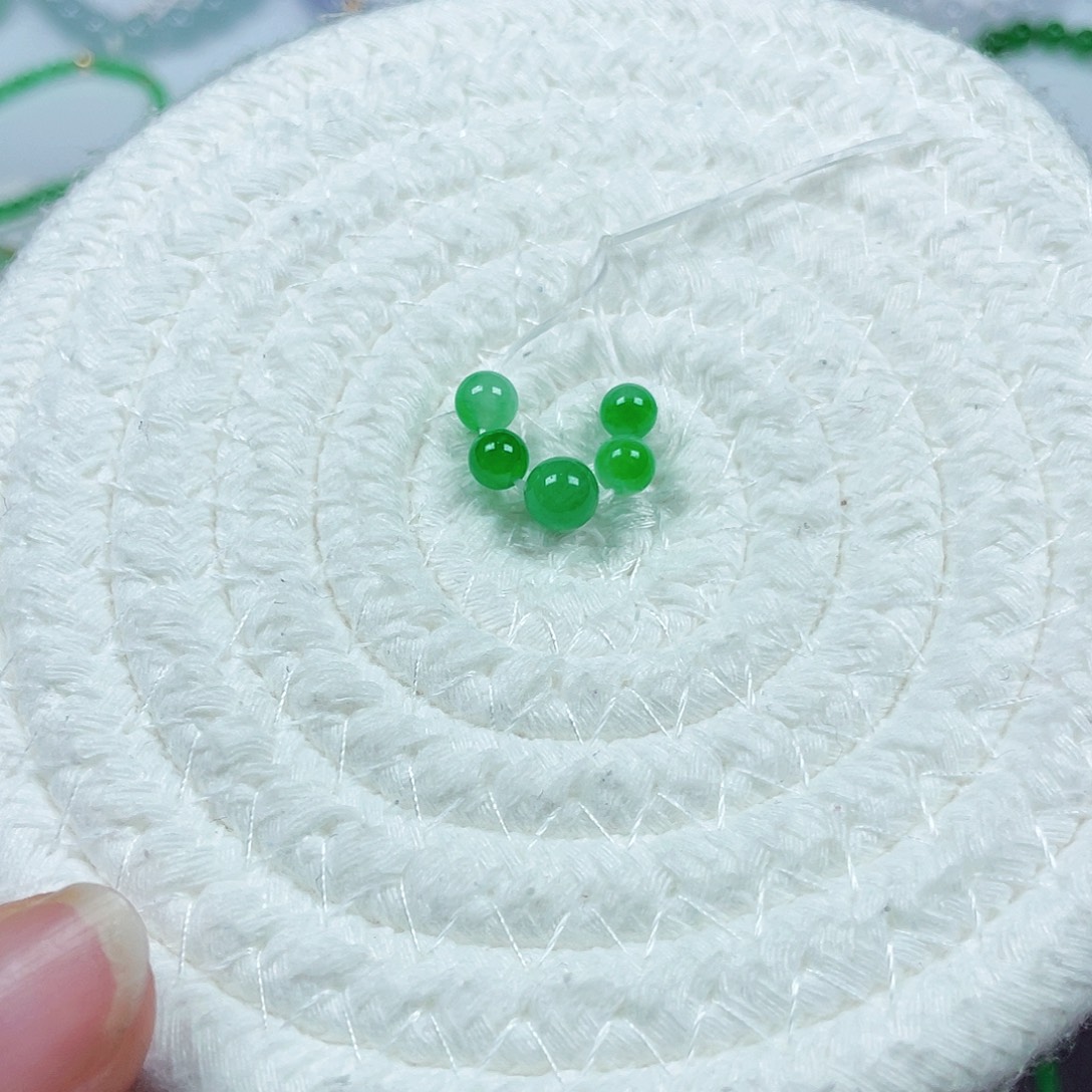 鸣***艺翡翠未镶嵌手链天然缅甸翡翠A货卡5.9-5