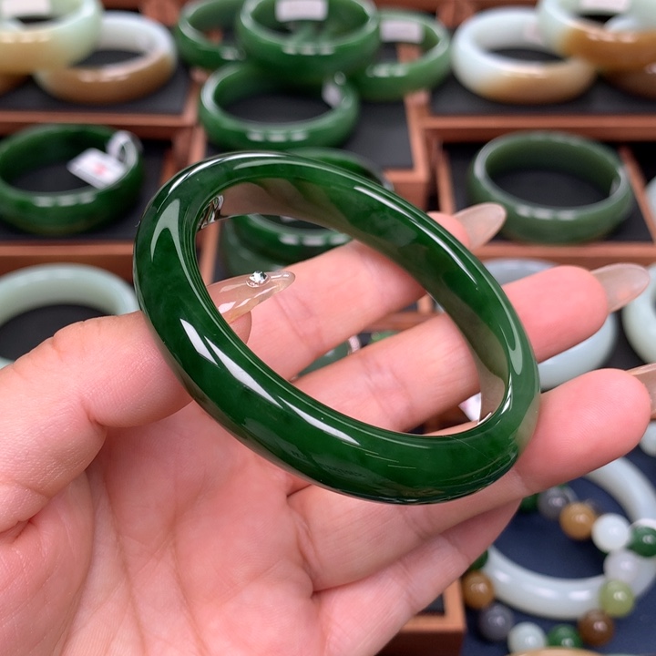 和田玉（碧玉）5657圈口未镶嵌