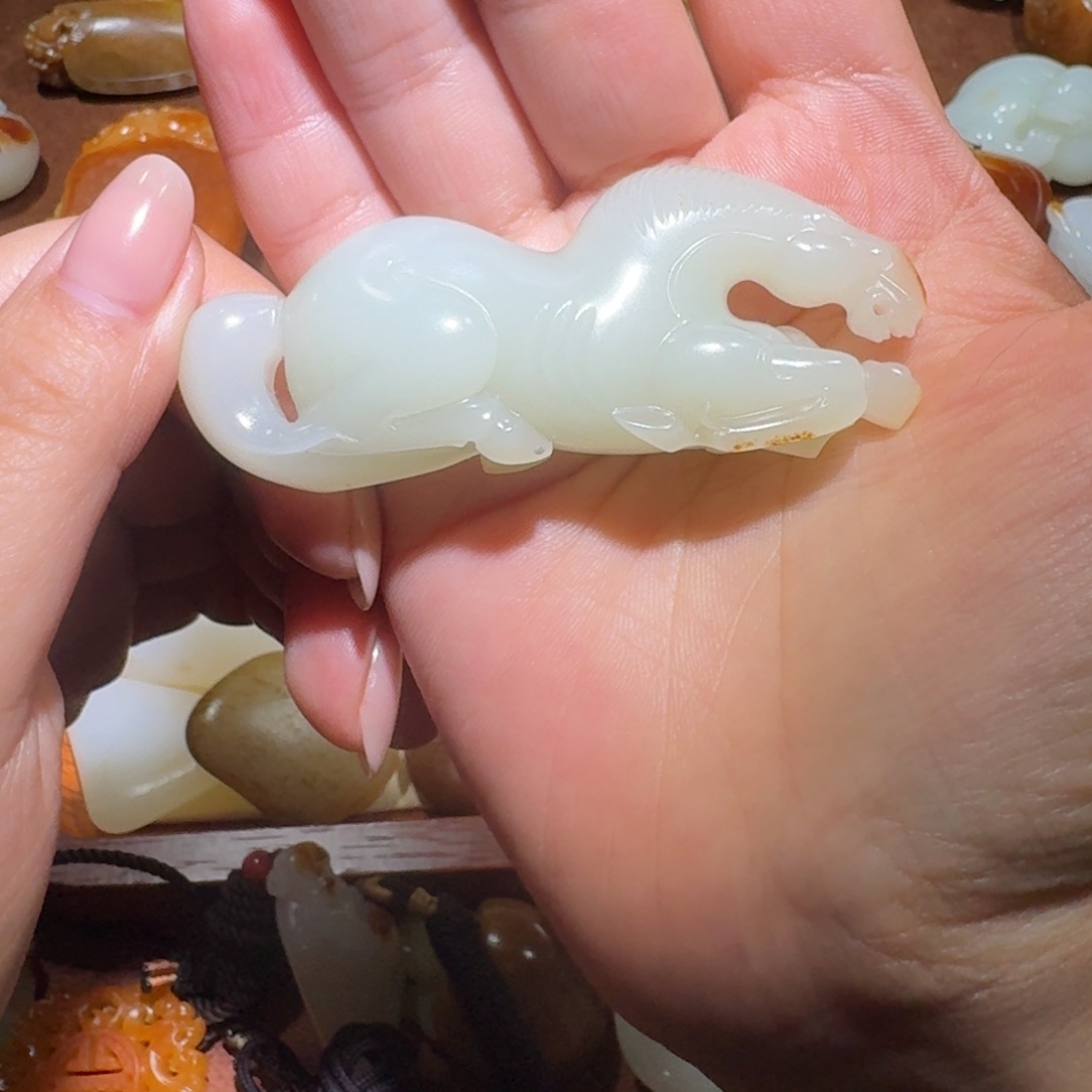 和田玉挂件未镶嵌乌****童