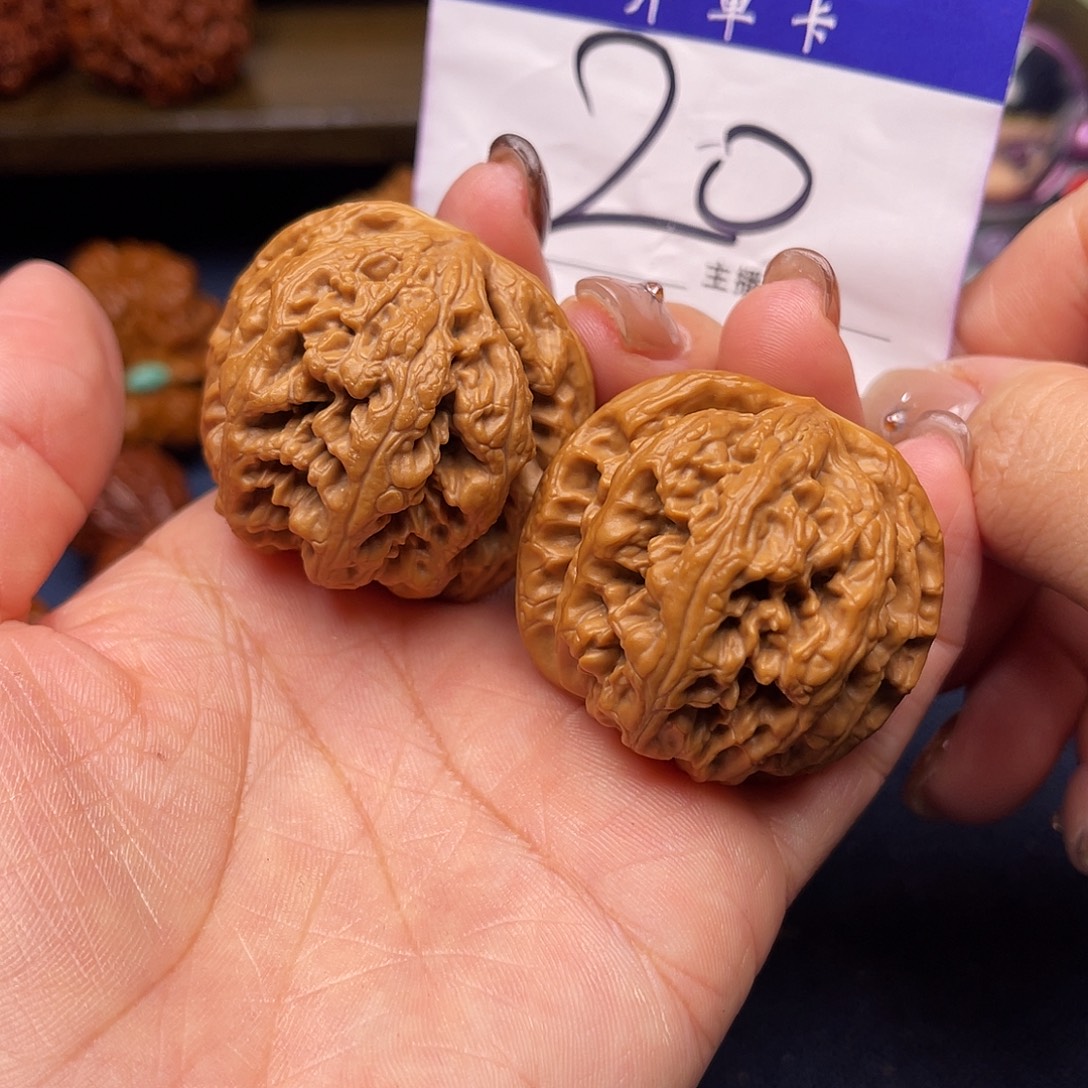 文玩核桃吊坠大粗筋41