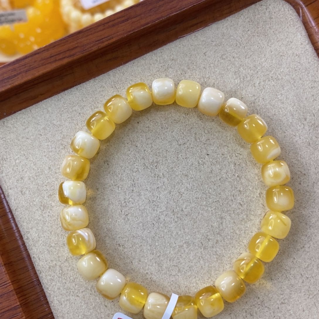 蜜蜡珠宝奇石未镶嵌