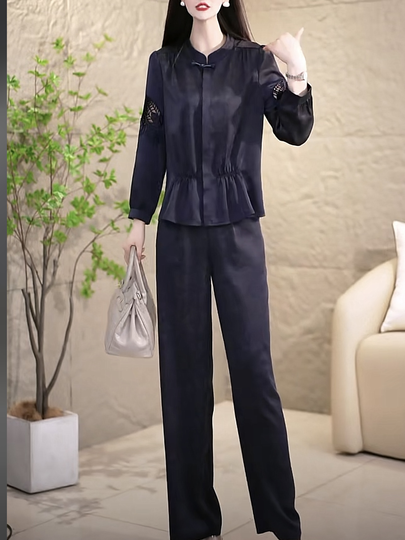 【上衣+裤子】2025新中式盘扣贵夫人高级感镂空显瘦精致套装两件套