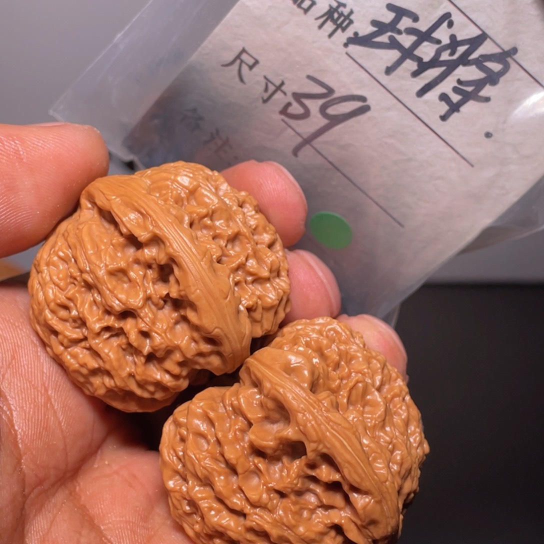 文玩核桃吊坠文玩核桃