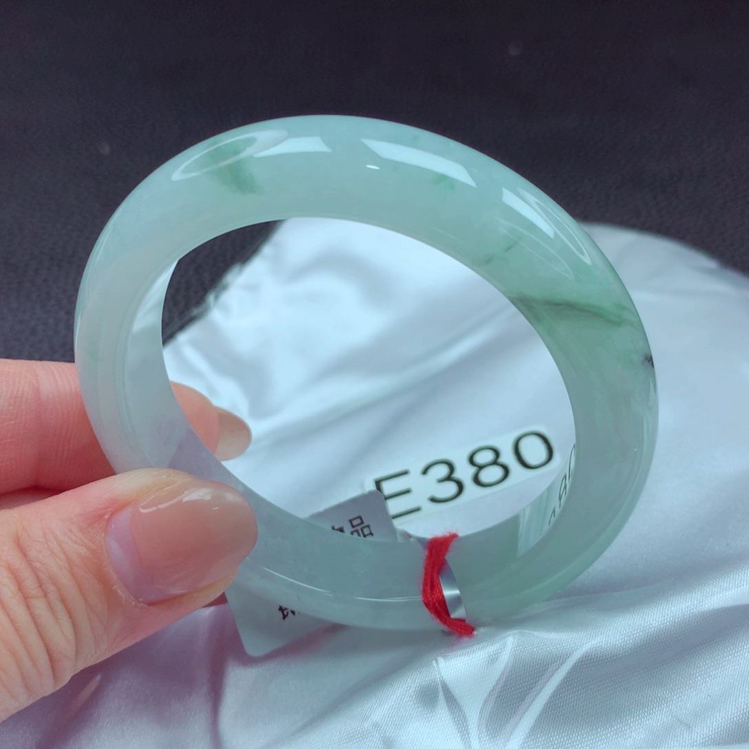 翡翠手镯未镶嵌手镯88