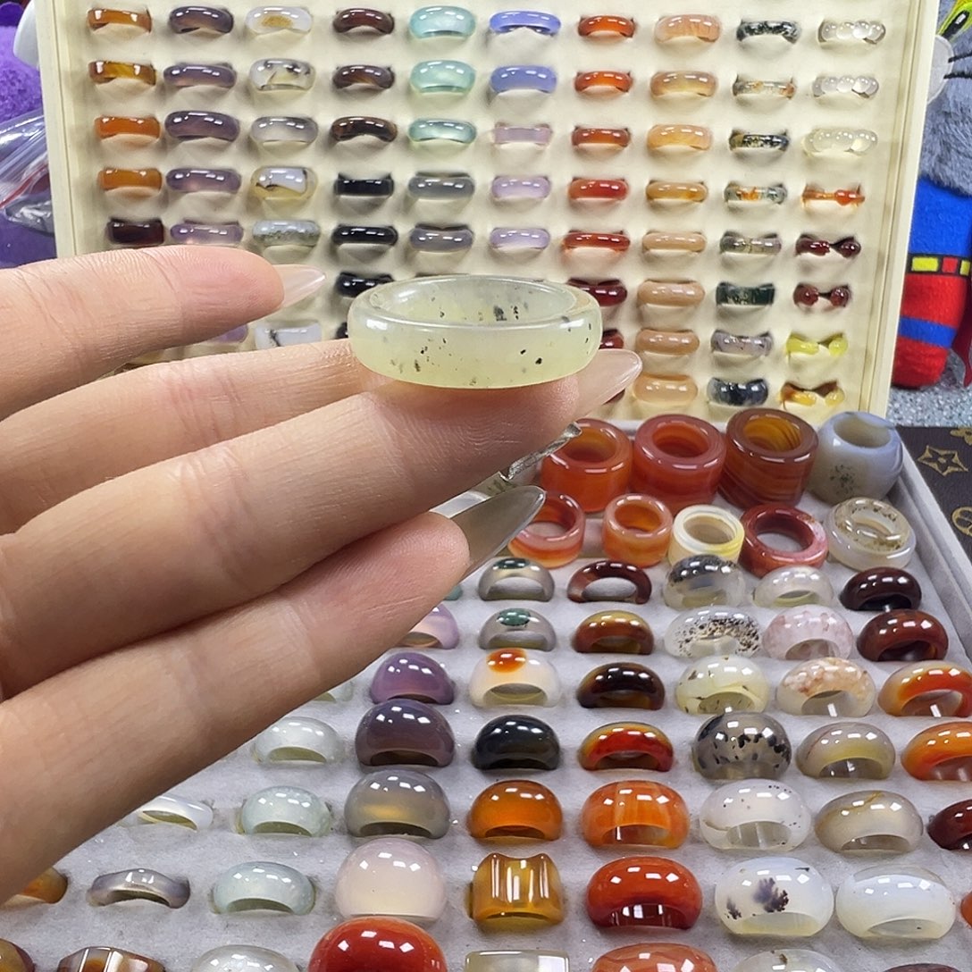 玛瑙/玉髓未镶嵌戒指A12不退换20.6港26