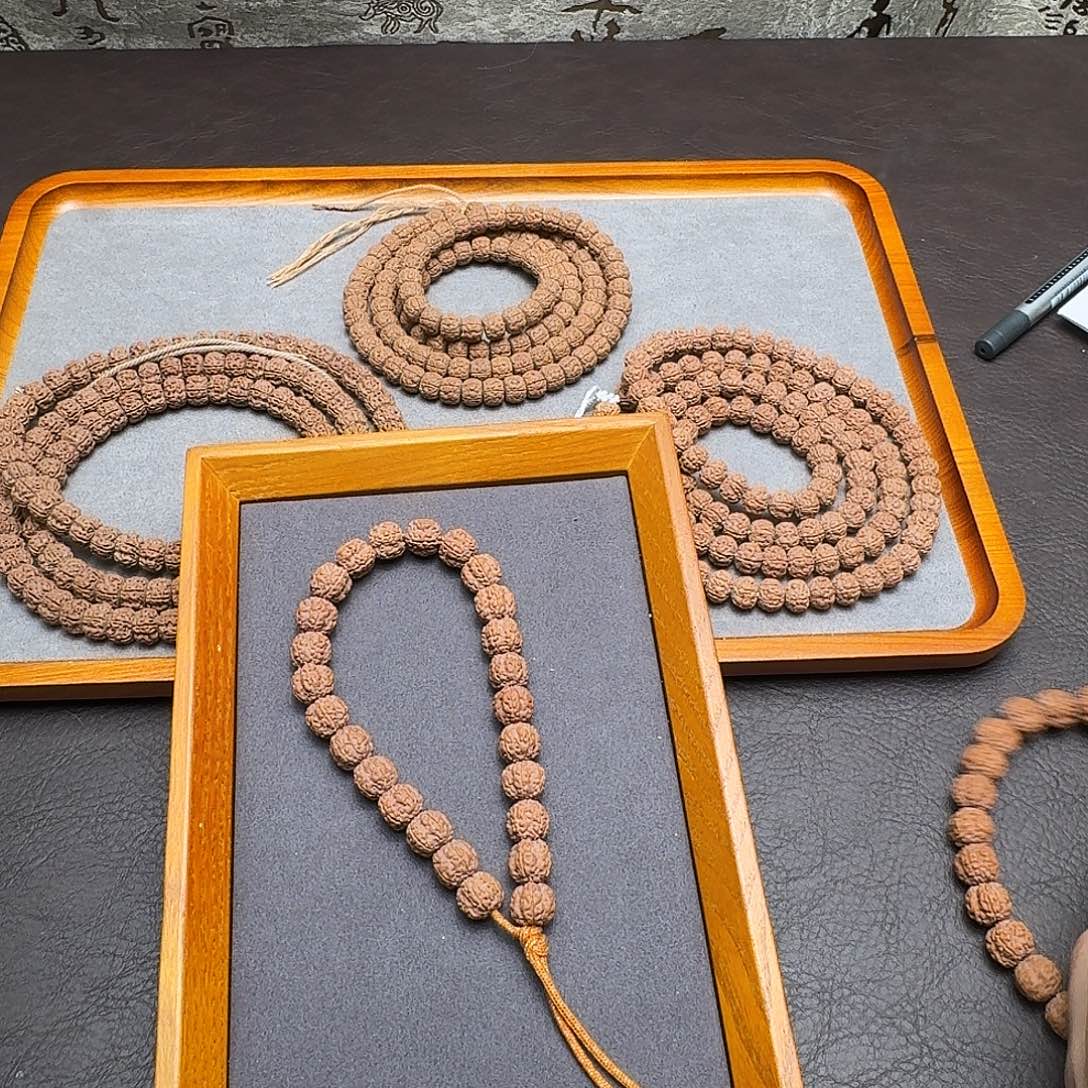 8***0金刚菩提吊坠老树梅花