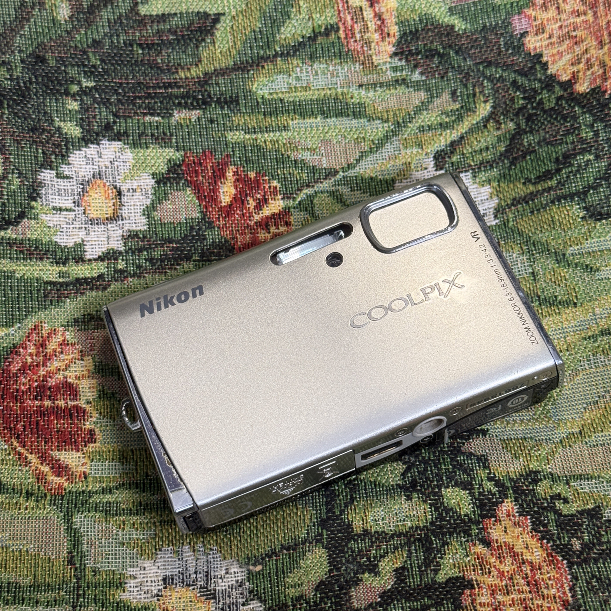 8新 Nikon/尼康 s51 成色一般 瑕疵机 特价 复古ccd数码相机 