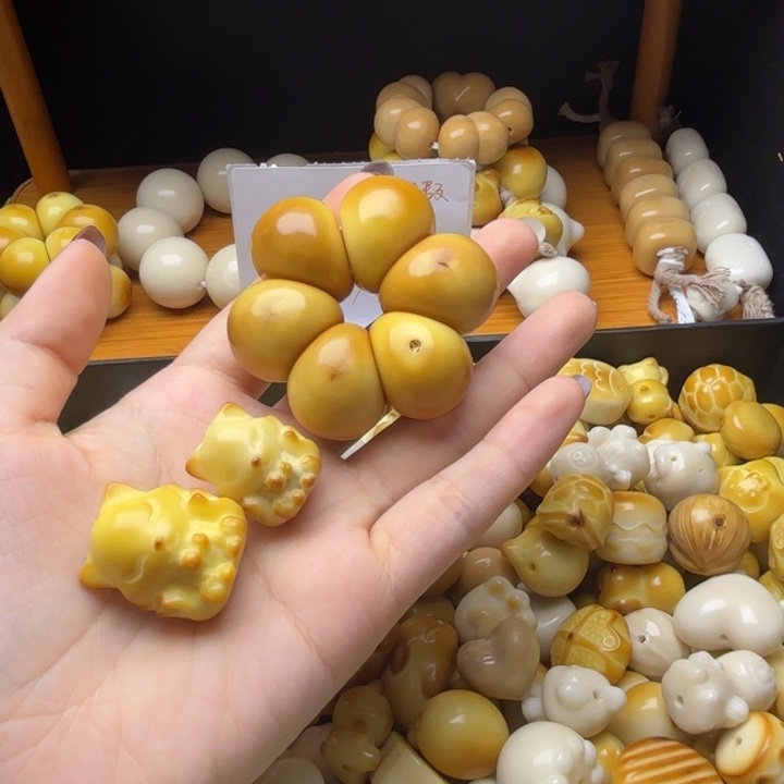 老***霜菩提根/象牙果吊坠瑕疵款