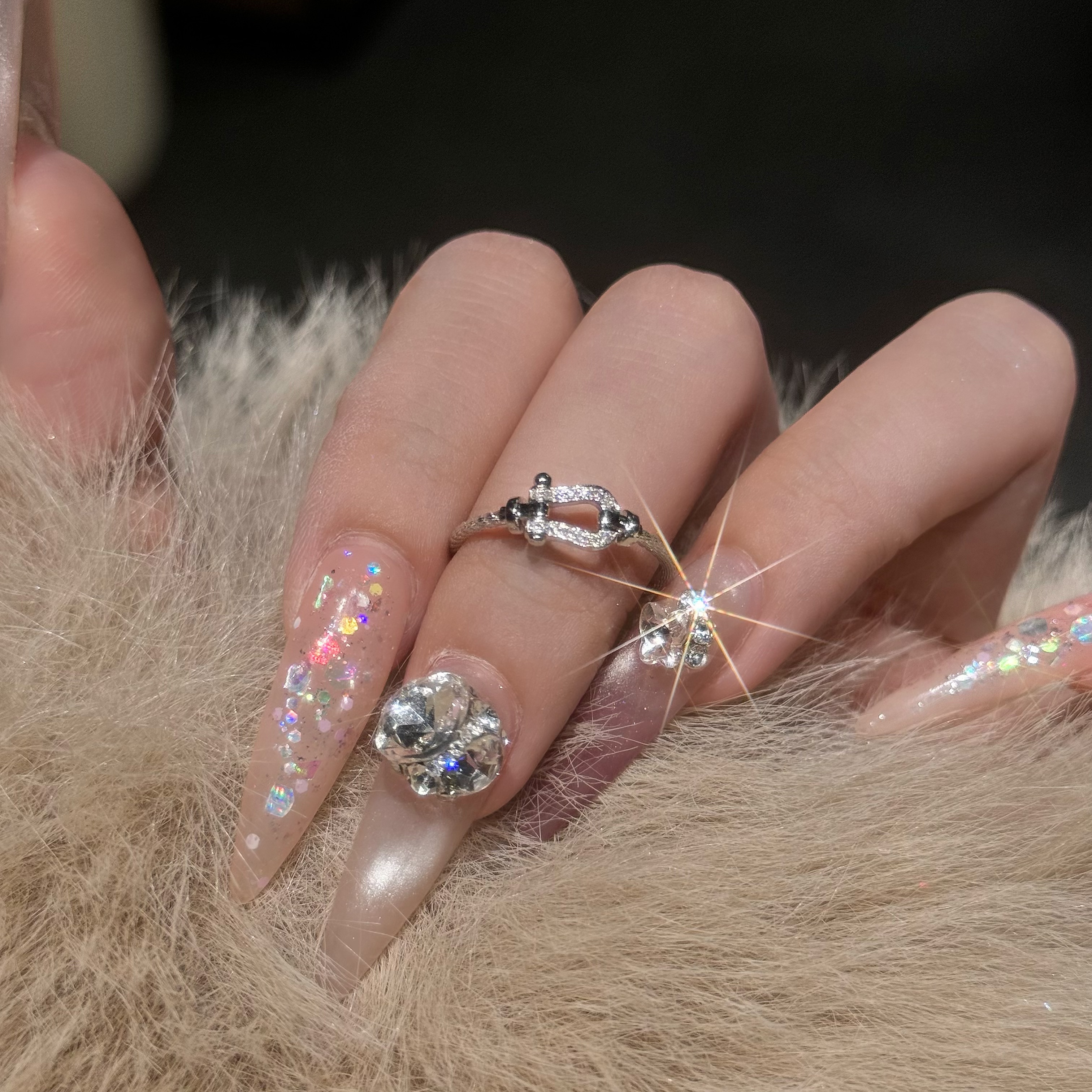 QANNA【麻花扭绳航海扣】【重金版】马蹄时尚欧美风个性钻石戒指AY