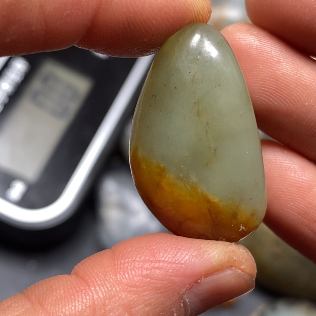 和田玉（糖玉）挂件未镶嵌