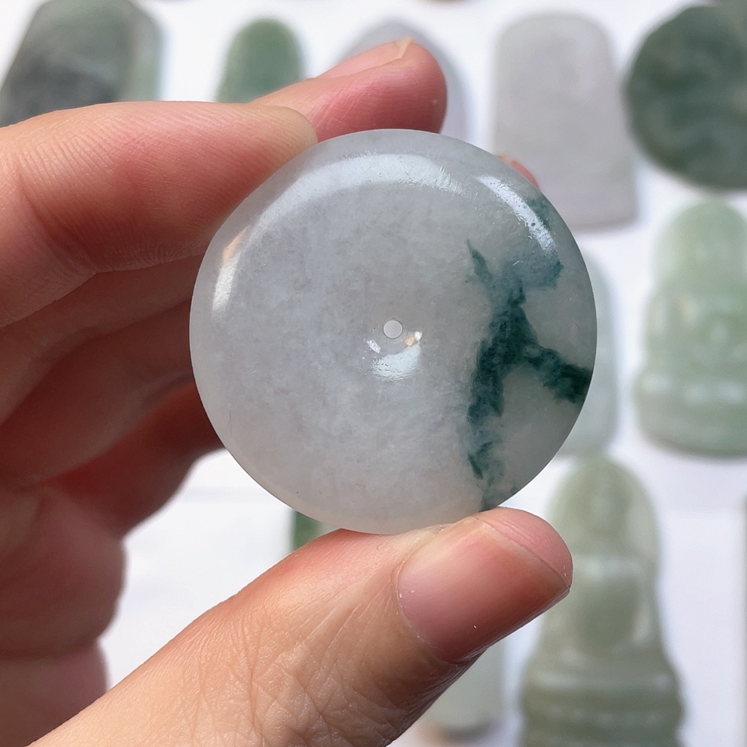 定制翡翠未镶嵌平安扣