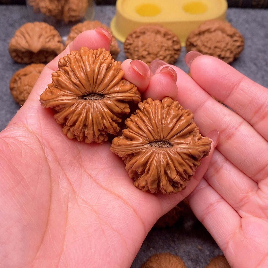 文玩核桃把件放**.精品汉高楼47全品