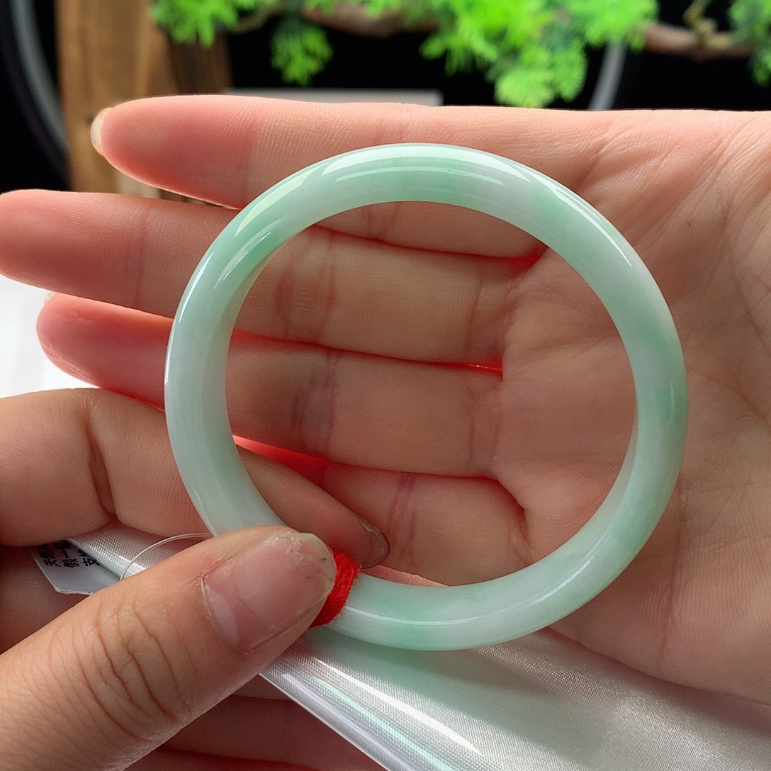 翡翠手镯未镶嵌53正圈薄荷绿色系