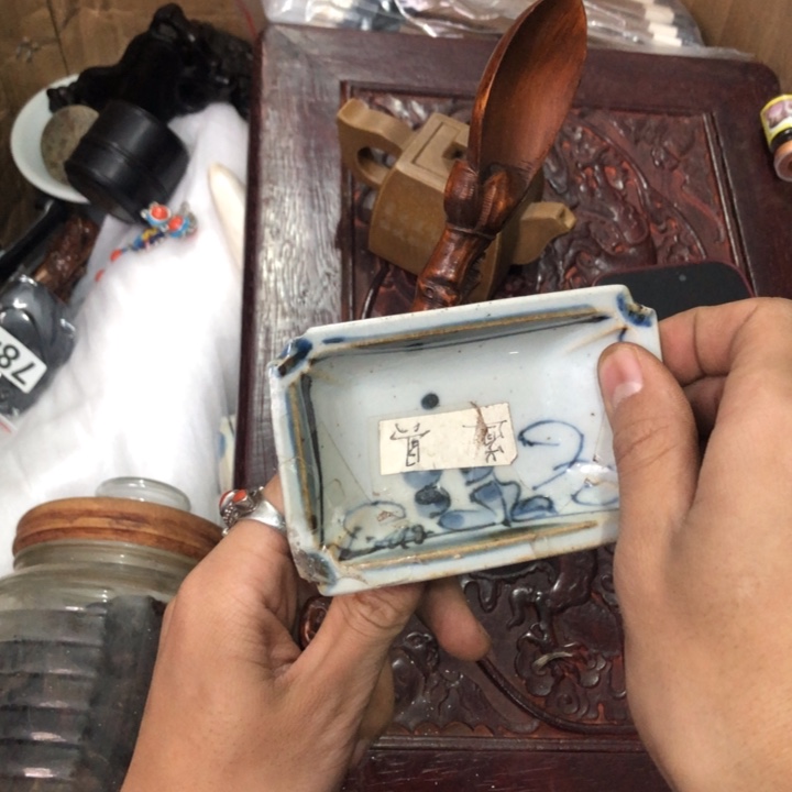 陶瓷孤品单件车里拍