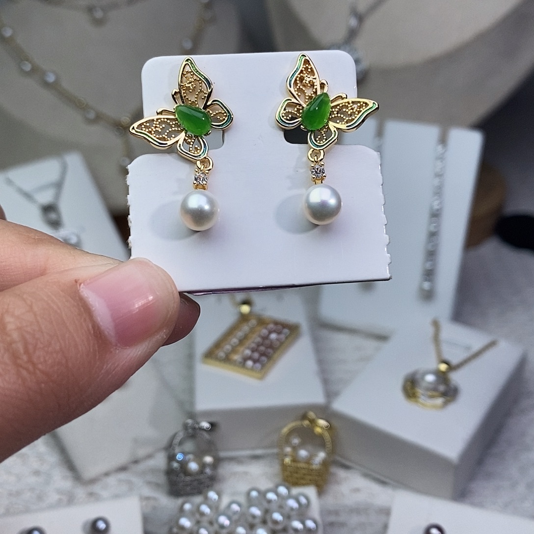 银S925镶嵌耳饰淡水珍珠