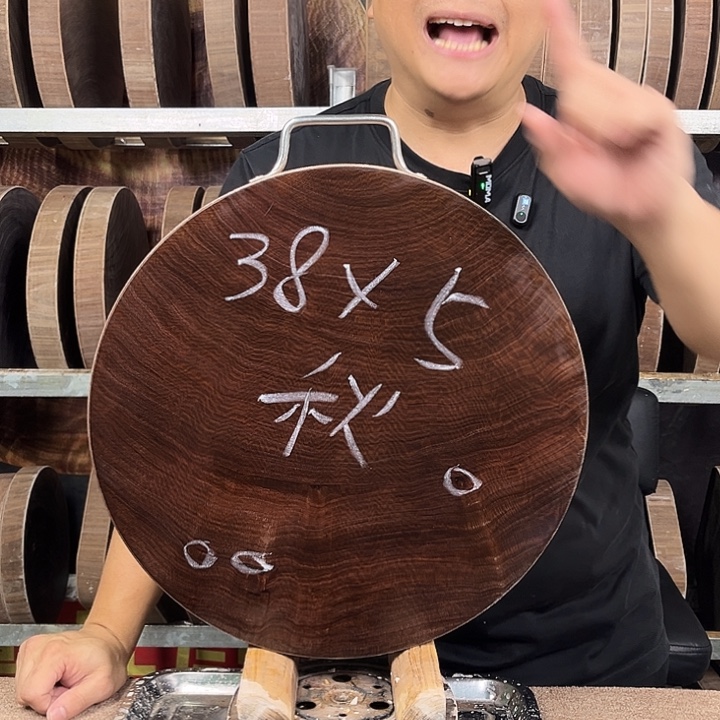 正宗蚬木原木菜板