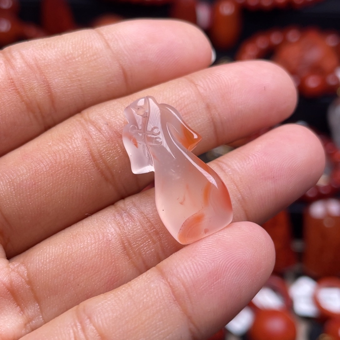 南红玛瑙未镶嵌珠宝奇石配饰