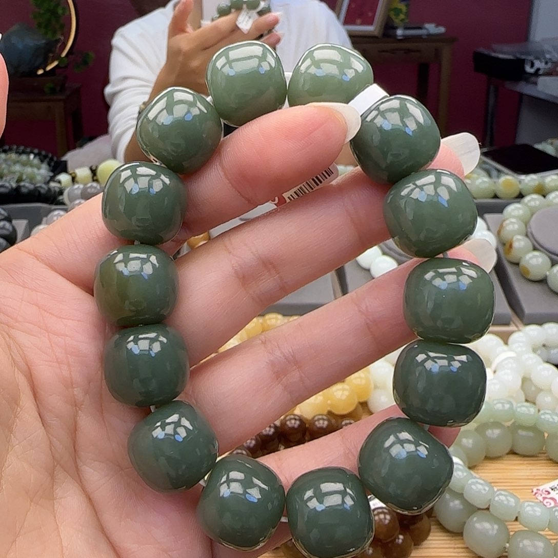 和田玉手链未镶嵌