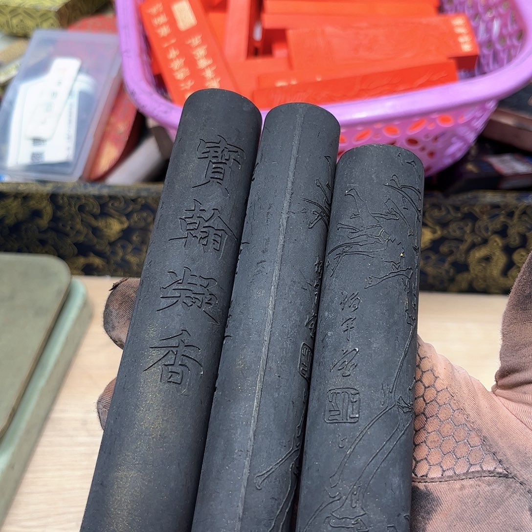 哈哈哈哈哈刚刚3条