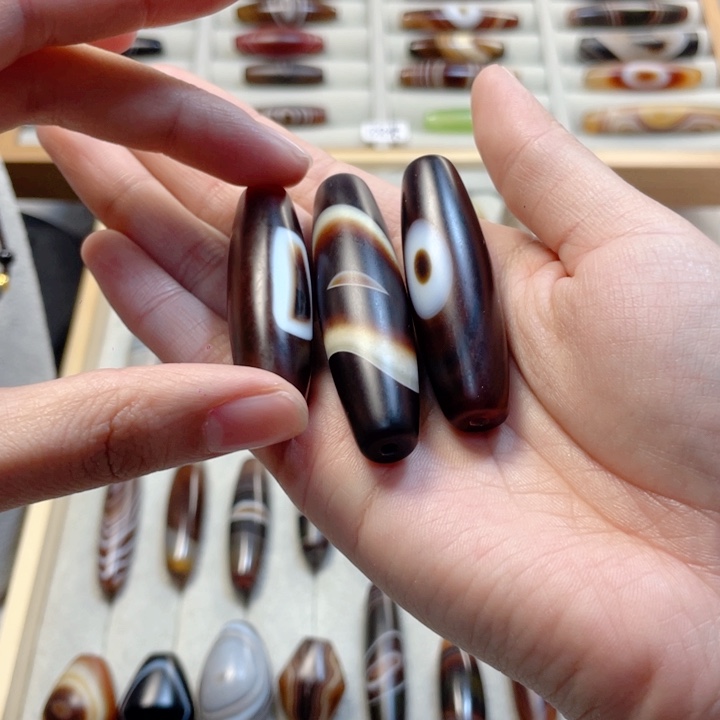 玛瑙/玉髓颈饰合金蔡*