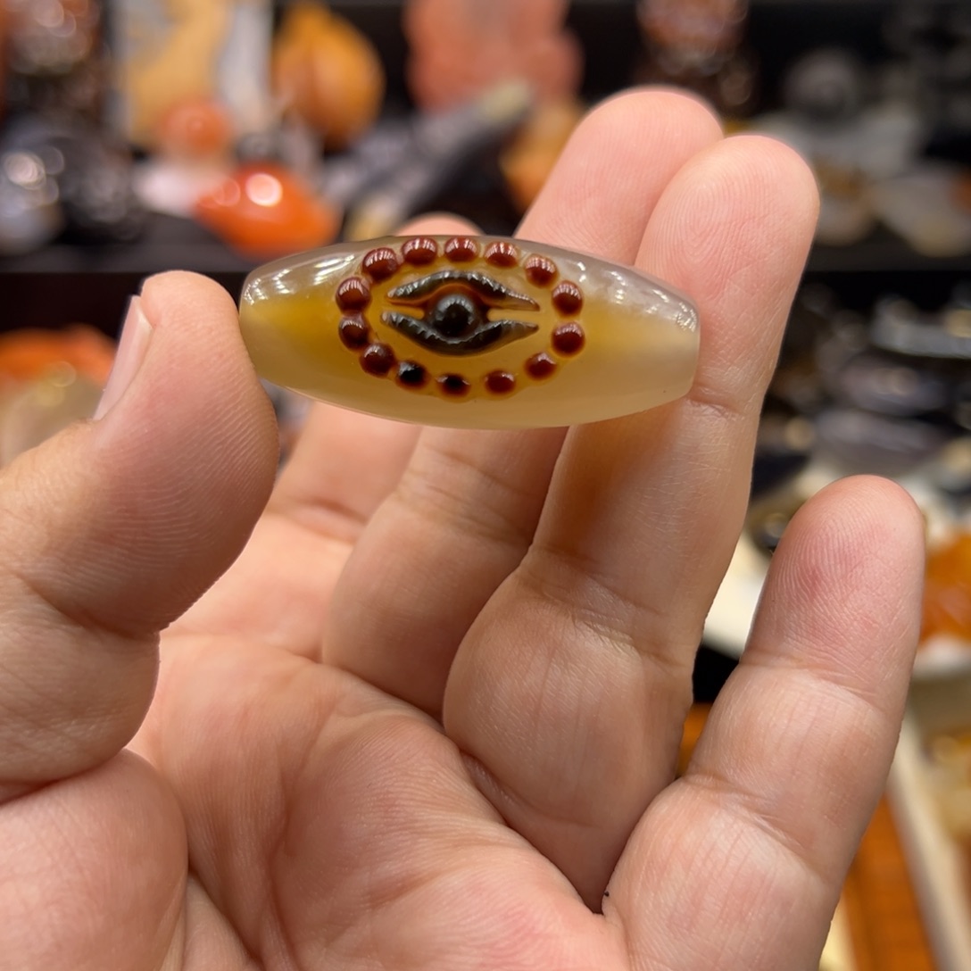 玛瑙/玉髓未镶嵌手玩摆件