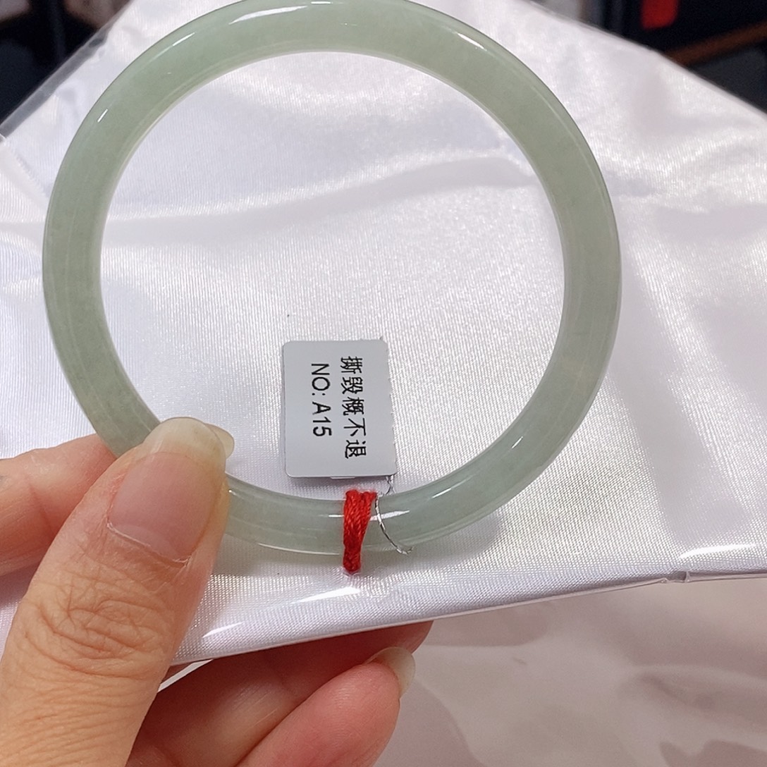 安***心翡翠未镶嵌手镯手镯