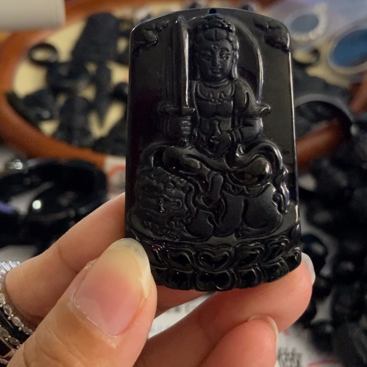 翡翠未镶嵌颈饰墨翠文殊