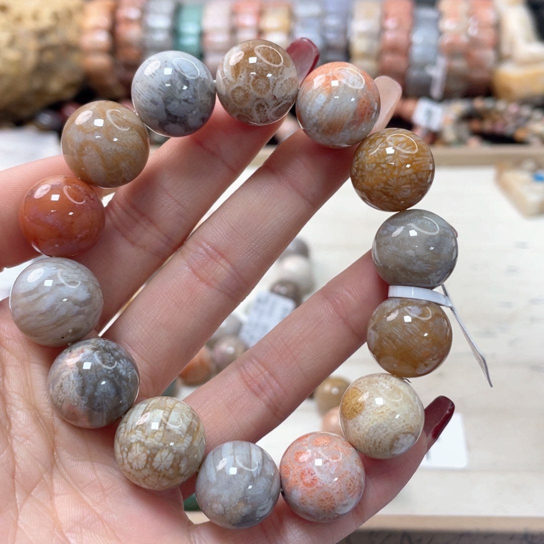 硅化珊瑚（珊瑚玉）手链未镶嵌哈****酱827